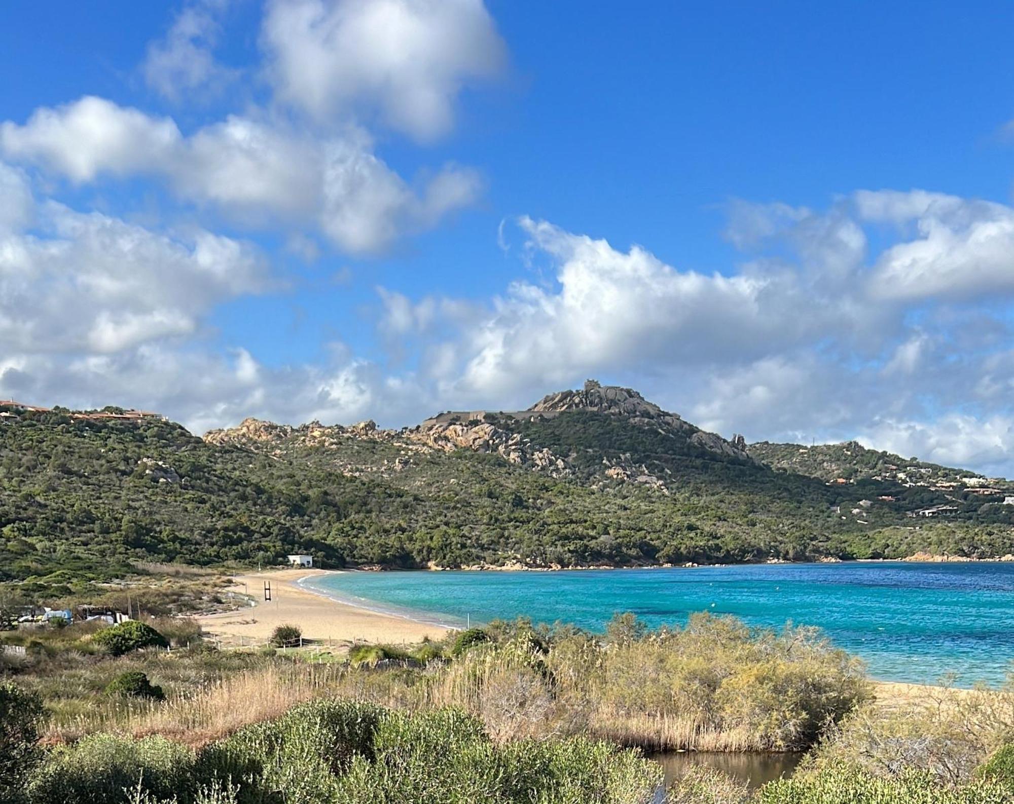 Casa Vacanze L'Aquilone - Casa Sulla Spiaggia - Baia Di Porto Rafael بالاو المظهر الخارجي الصورة